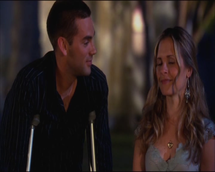 Charmed-Online_dot_net-ArmyWives1x05-1x09-5991.jpg