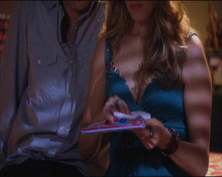 Charmed-Online_dot_net-ArmyWives1x05-1x09-6889.jpg Charmed-Online_dot_net-ArmyWives1x05-1x09-6889.jpg