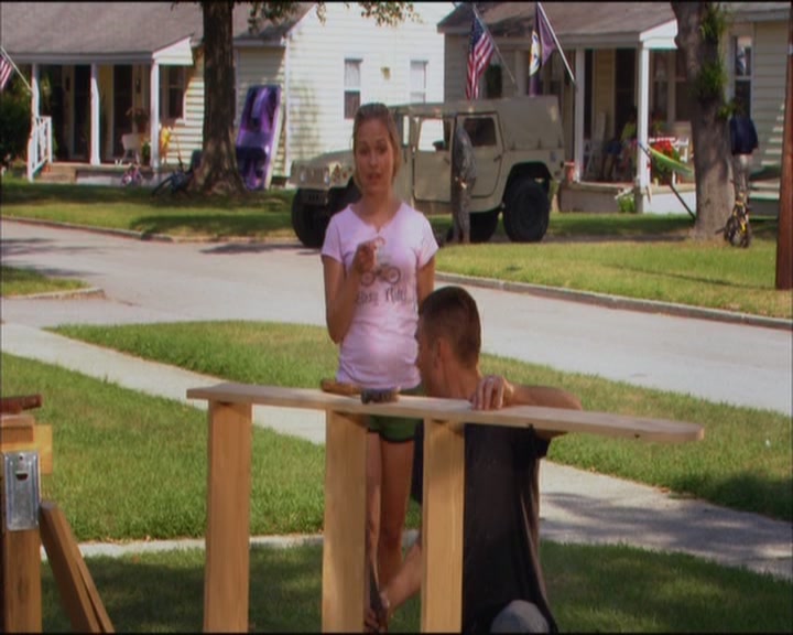 Charmed-Online_dot_net-ArmyWives1x05-1x09-9602.jpg Charmed-Online_dot_net-ArmyWives1x05-1x09-9602.jpg