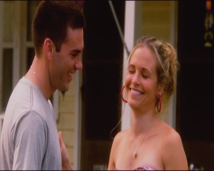 Charmed-Online_dot_net-ArmyWives1x10-1x13-2803.jpg Charmed-Online_dot_net-ArmyWives1x10-1x13-2803.jpg