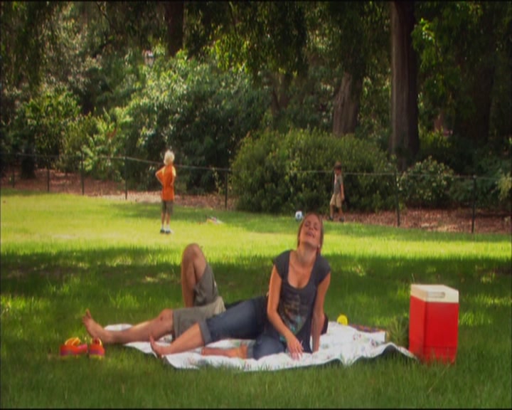 Charmed-Online_dot_net-ArmyWives1x10-1x13-5387.jpg Charmed-Online_dot_net-ArmyWives1x10-1x13-5387.jpg