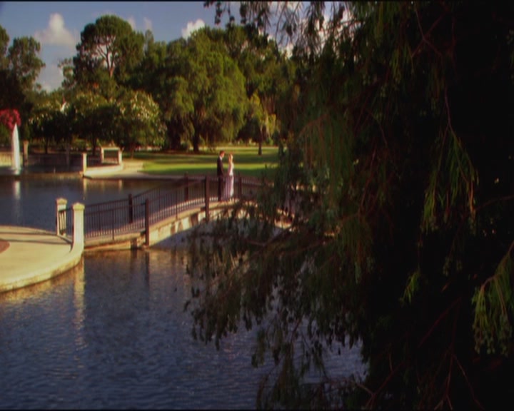 Charmed-Online_dot_net-ArmyWives1x10-1x13-6052.jpg Charmed-Online_dot_net-ArmyWives1x10-1x13-6052.jpg