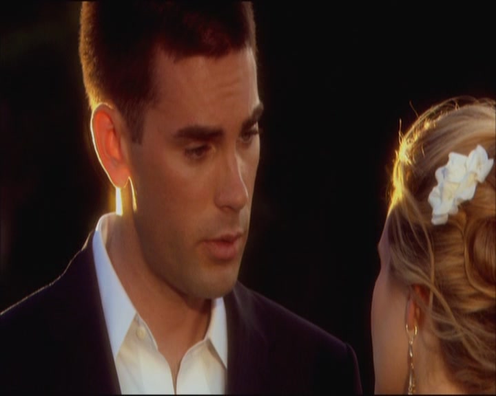 Charmed-Online_dot_net-ArmyWives1x10-1x13-6079.jpg Charmed-Online_dot_net-ArmyWives1x10-1x13-6079.jpg