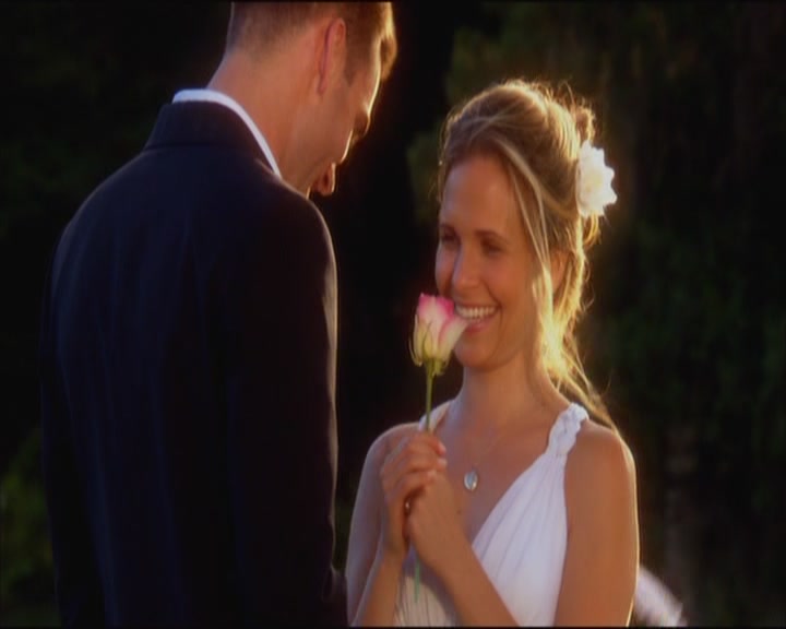 Charmed-Online_dot_net-ArmyWives1x10-1x13-6085.jpg Charmed-Online_dot_net-ArmyWives1x10-1x13-6085.jpg