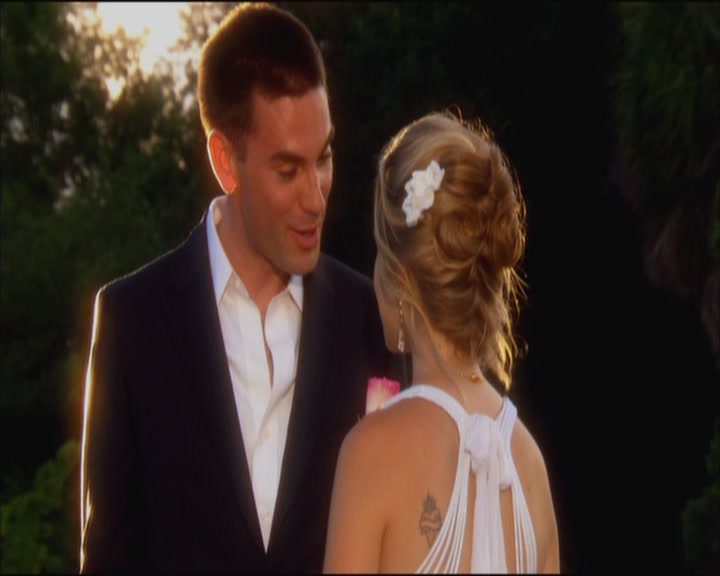 Charmed-Online_dot_net-ArmyWives1x10-1x13-6087.jpg Charmed-Online_dot_net-ArmyWives1x10-1x13-6087.jpg