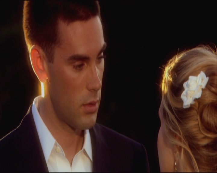 Charmed-Online_dot_net-ArmyWives1x10-1x13-6111.jpg Charmed-Online_dot_net-ArmyWives1x10-1x13-6111.jpg