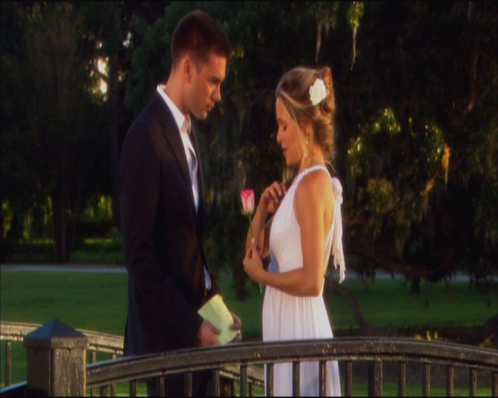 Charmed-Online_dot_net-ArmyWives1x10-1x13-6118.jpg Charmed-Online_dot_net-ArmyWives1x10-1x13-6118.jpg