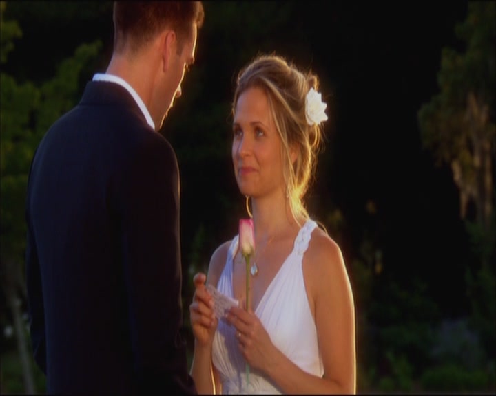 Charmed-Online_dot_net-ArmyWives1x10-1x13-6120.jpg Charmed-Online_dot_net-ArmyWives1x10-1x13-6120.jpg