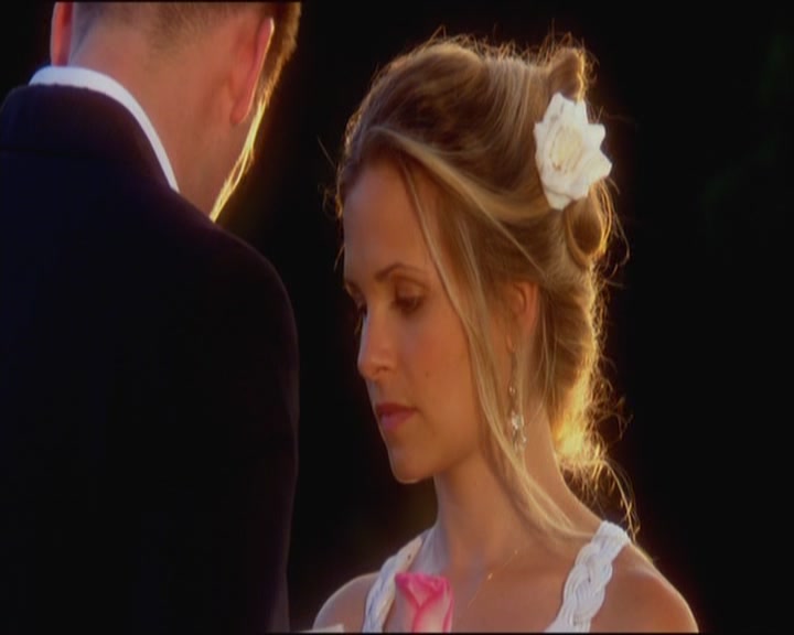 Charmed-Online_dot_net-ArmyWives1x10-1x13-6127.jpg