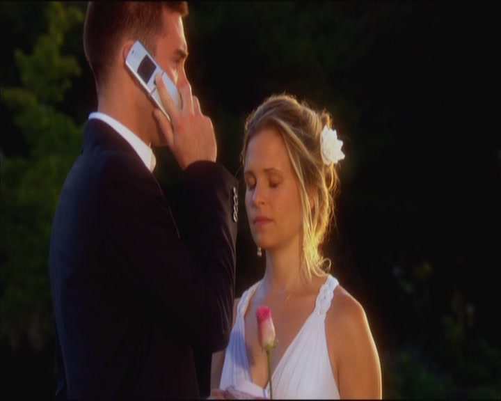 Charmed-Online_dot_net-ArmyWives1x10-1x13-6131.jpg Charmed-Online_dot_net-ArmyWives1x10-1x13-6131.jpg