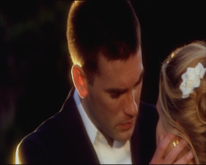 Charmed-Online_dot_net-ArmyWives1x10-1x13-6147.jpg Charmed-Online_dot_net-ArmyWives1x10-1x13-6147.jpg