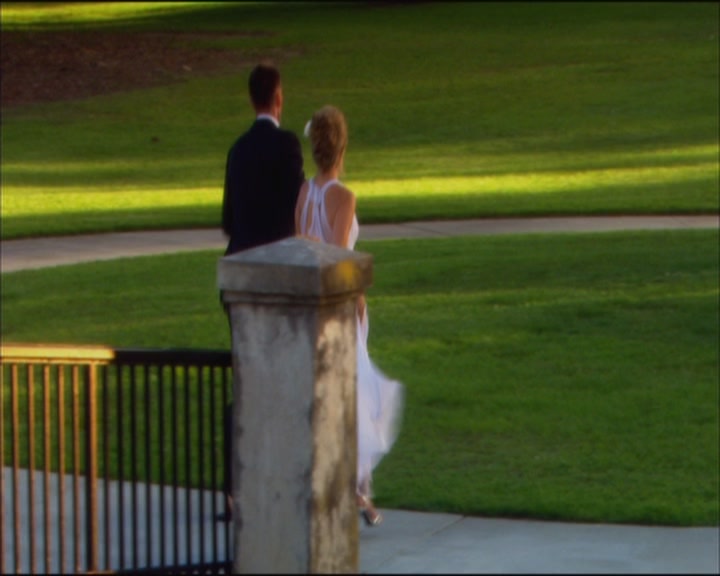 Charmed-Online_dot_net-ArmyWives1x10-1x13-6160.jpg Charmed-Online_dot_net-ArmyWives1x10-1x13-6160.jpg