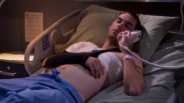 Charmed-Online-dot-nl_ArmyWives2x04-2437.jpg