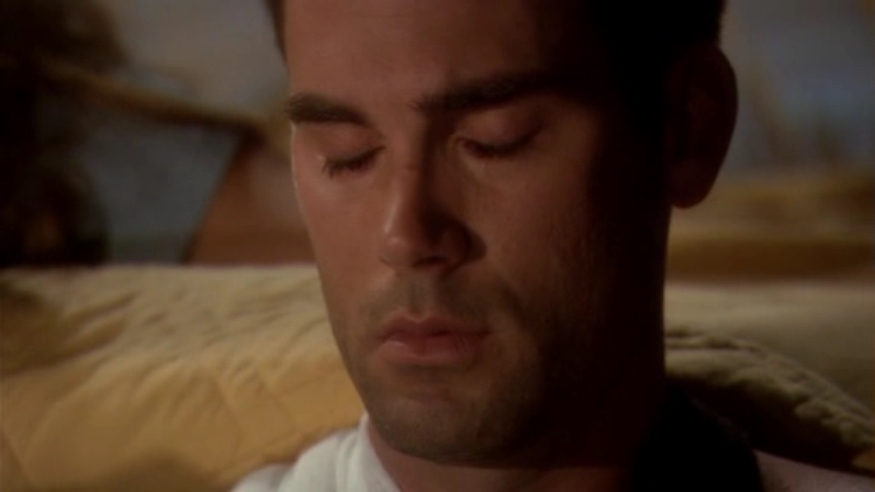 Charmed-Online-dot-nl_ArmyWives2x05-1533.jpg