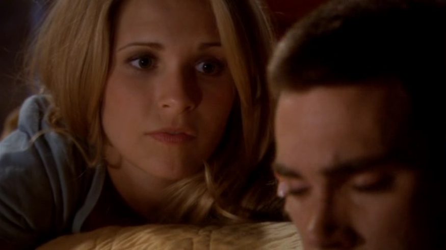 Charmed-Online-dot-nl_ArmyWives2x05-1539.jpg Charmed-Online-dot-nl_ArmyWives2x05-1539.jpg