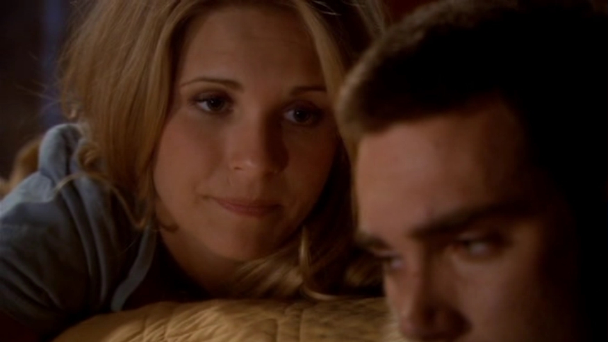 Charmed-Online-dot-nl_ArmyWives2x05-1546.jpg