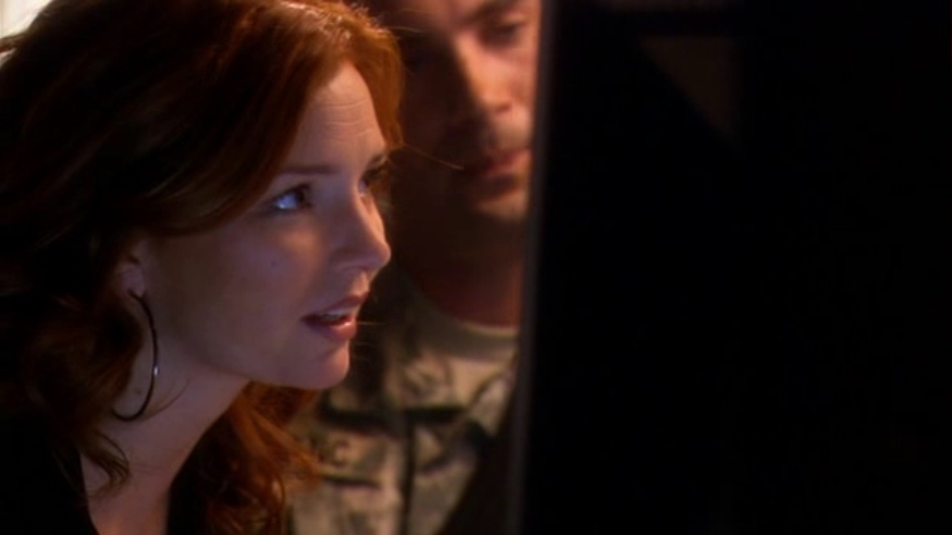 Charmed-Online-dot-nl_ArmyWives2x05-2209.jpg Charmed-Online-dot-nl_ArmyWives2x05-2209.jpg