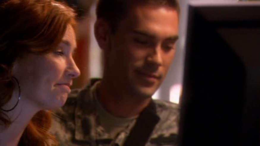 Charmed-Online-dot-nl_ArmyWives2x05-2218.jpg