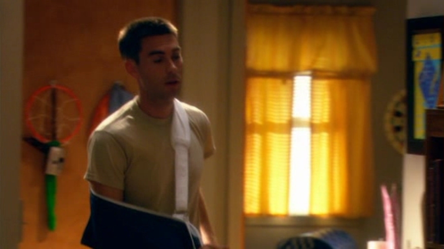 Charmed-Online-dot-nl_ArmyWives2x06-0156.jpg