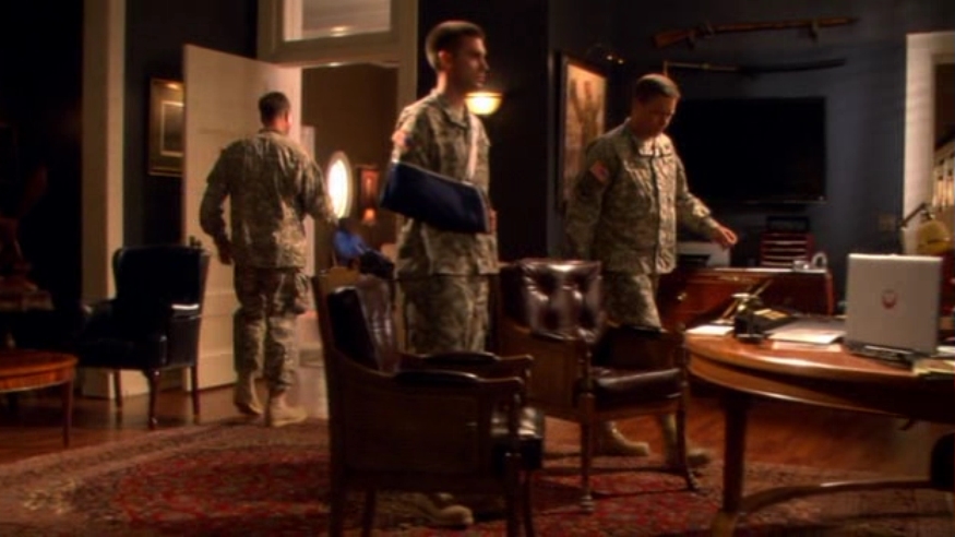 Charmed-Online-dot-nl_ArmyWives2x06-0549.jpg