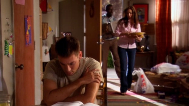 Charmed-Online-dot-nl_ArmyWives2x09-1687.jpg