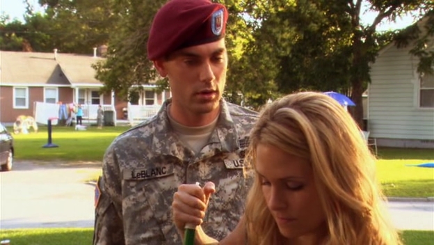 Charmed-Online-dot-nl_ArmyWives2x10-1596.jpg