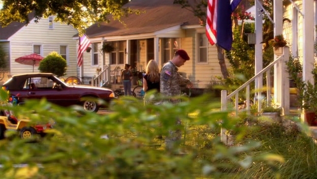 Charmed-Online-dot-nl_ArmyWives2x10-1612.jpg