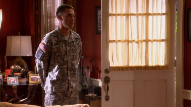 Charmed-Online-dot-nl_ArmyWives2x10-1907.jpg