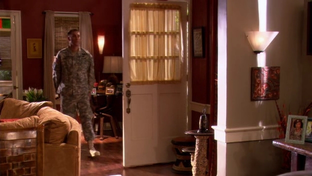 Charmed-Online-dot-nl_ArmyWives2x10-1912.jpg