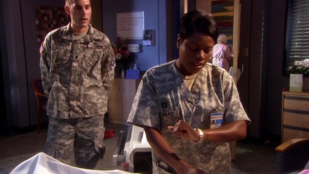 Charmed-Online-dot-nl_ArmyWives2x14-1687.jpg