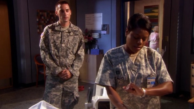 Charmed-Online-dot-nl_ArmyWives2x14-1691.jpg