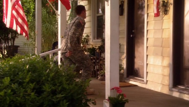 Charmed-Online-dot-nl_ArmyWives2x14-2243.jpg