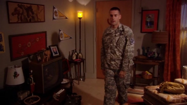 Charmed-Online-dot-nl_ArmyWives2x15-0474.jpg