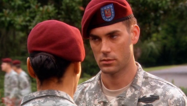Charmed-Online-dot-nl-ArmyWives2x18-0811.jpg