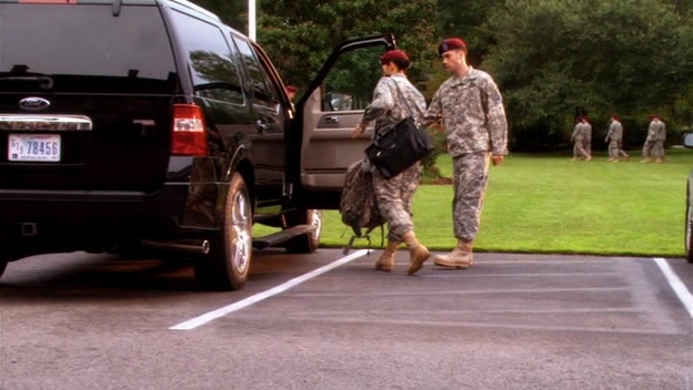 Charmed-Online-dot-nl-ArmyWives2x18-0846.jpg