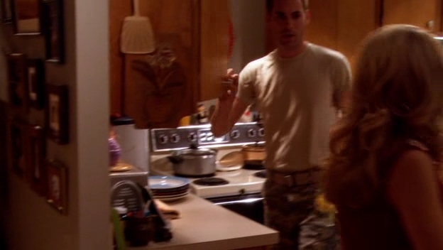 Charmed-Online-dot-nl-ArmyWives2x19-1387.jpg Charmed-Online-dot-nl-ArmyWives2x19-1387.jpg