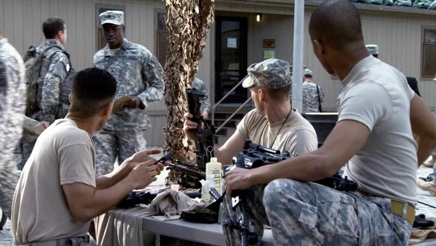 Charmed-Online-dot-net_ArmyWives-5x08-0337.jpg