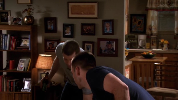 Charmed-Online-dot-net_ArmyWives-5x12-0210.jpg