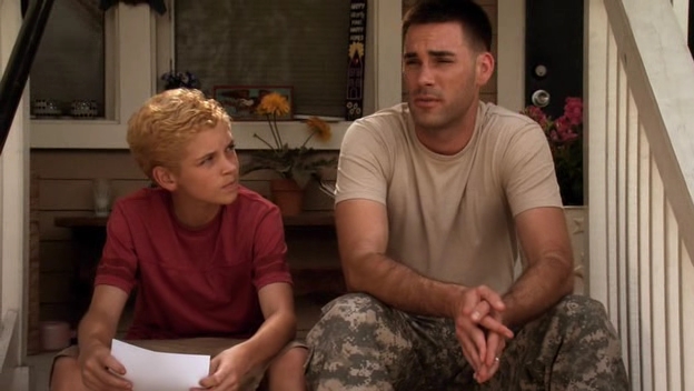 Charmed-Online-dot-net_ArmyWives-5x13-1000.jpg