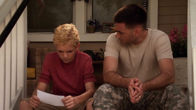 Charmed-Online-dot-net_ArmyWives-5x13-1017.jpg