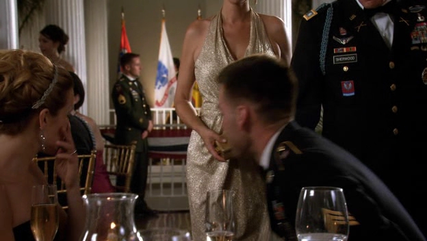 Charmed-Online-dot-net_ArmyWives-5x13-1610.jpg