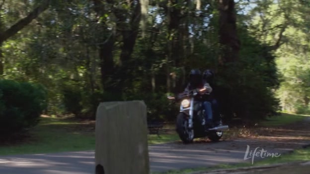 Charmed-Online-dot-net_ArmyWives6x01-0023.jpg Charmed-Online-dot-net_ArmyWives6x01-0023.jpg