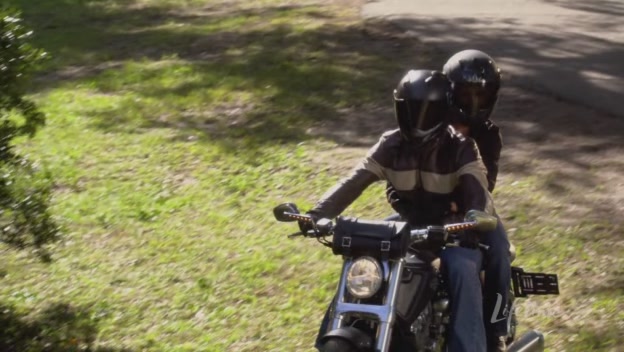 Charmed-Online-dot-net_ArmyWives6x01-0037.jpg Charmed-Online-dot-net_ArmyWives6x01-0037.jpg