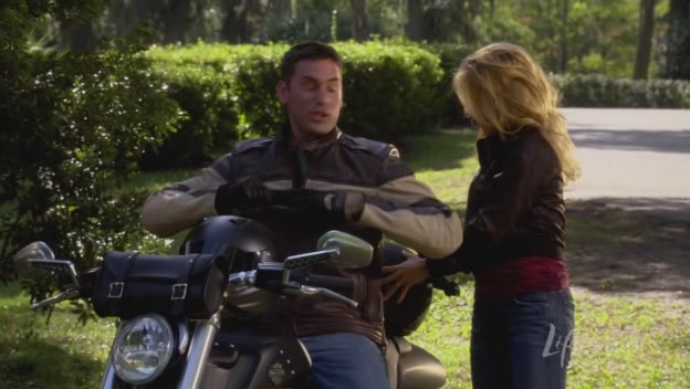 Charmed-Online-dot-net_ArmyWives6x01-0048.jpg
