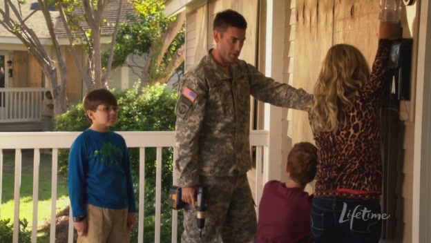 Charmed-Online-dot-net_ArmyWives6x01-1313.jpg