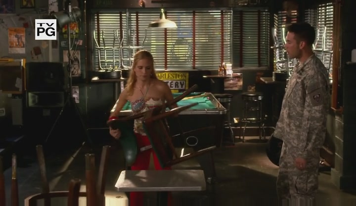 Charmed-Online-dot-net_ArmyWives6x031311.jpg