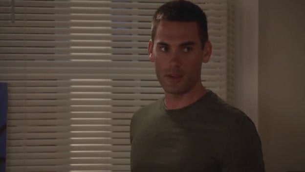 Charmed-Online_dot_net-ArmyWives6x04LearningCurve0492.jpg
