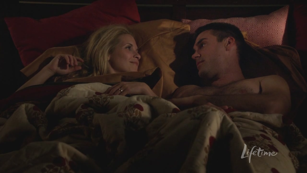 Charmed-Online_dot_net-ArmyWives6x05TrueColors0700.jpg