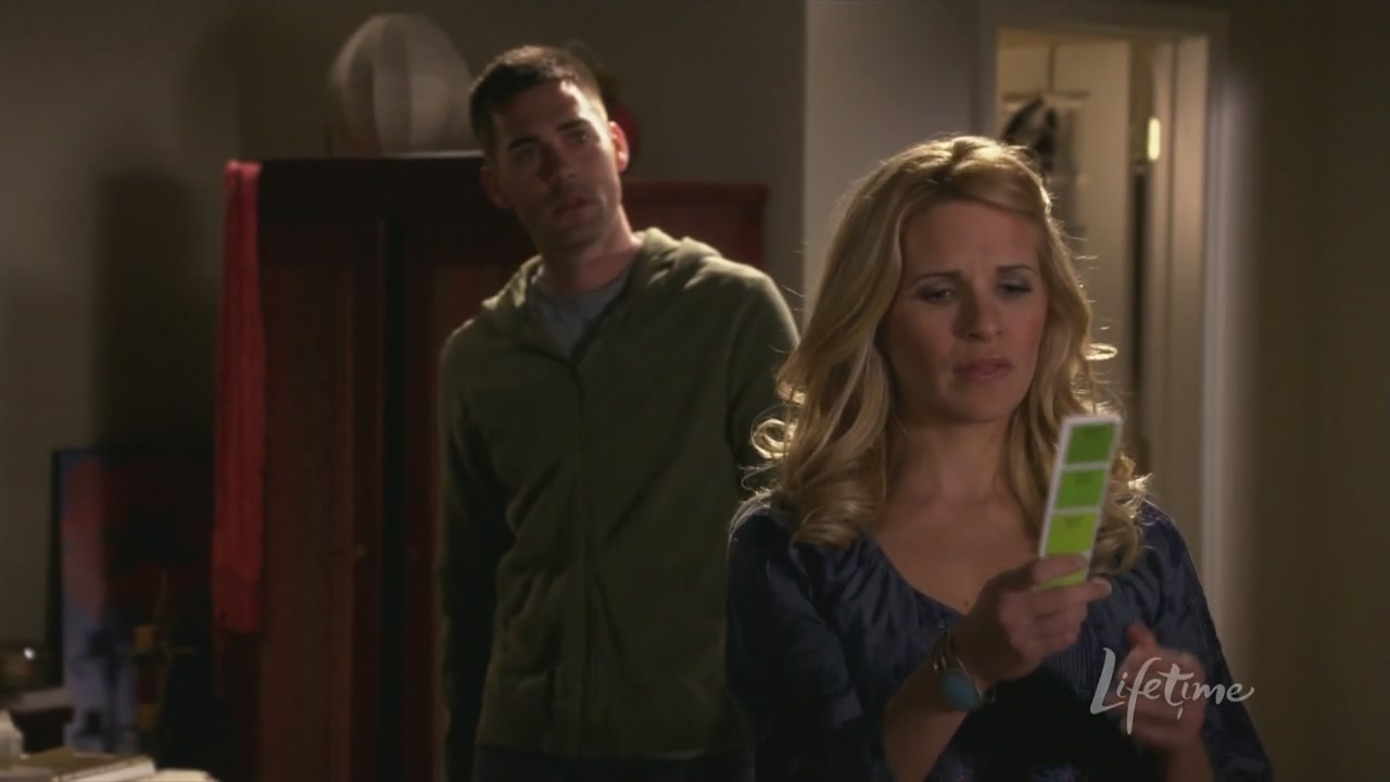 Charmed-Online_dot_net-ArmyWives6x06Viral0540.jpg