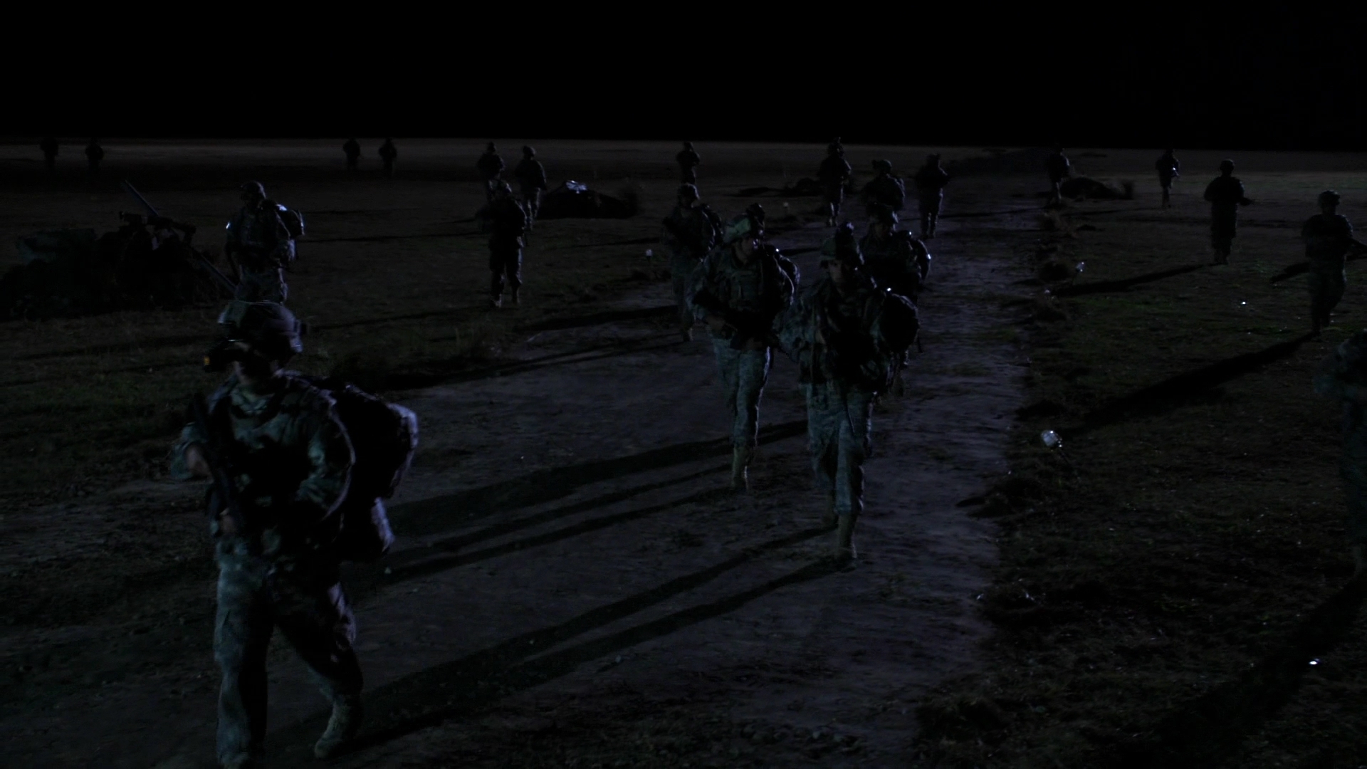 Charmed-Online-dot-nl_ArmyWives6x08-0317.jpg Charmed-Online-dot-nl_ArmyWives6x08-0317.jpg